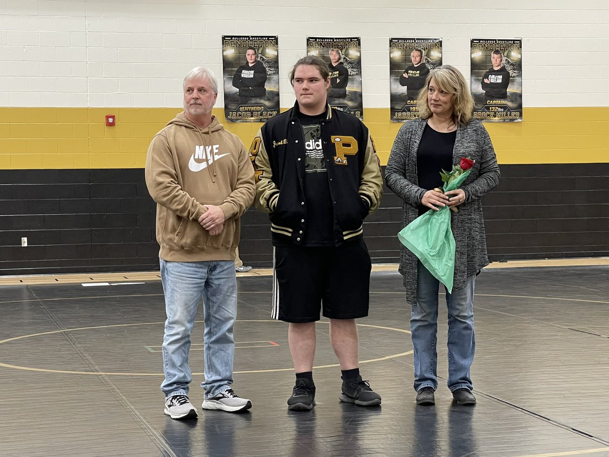 bulldogsofphs's tweet photo. Wrestling Senior Night! Thank you guys for all of your hard work and dedication as Bulldogs! #MatDogs @PendletonHigh @AndersonSD4 @DChrisA4 https://t.co/5qwqFf9XXs