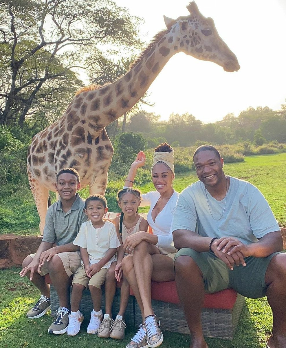 bravoshaderooom's tweet photo. Monique and her Beautiful Family in Kenya 😍🔥 #LAMDMV #RHOP https://t.co/stom6oYEgn
