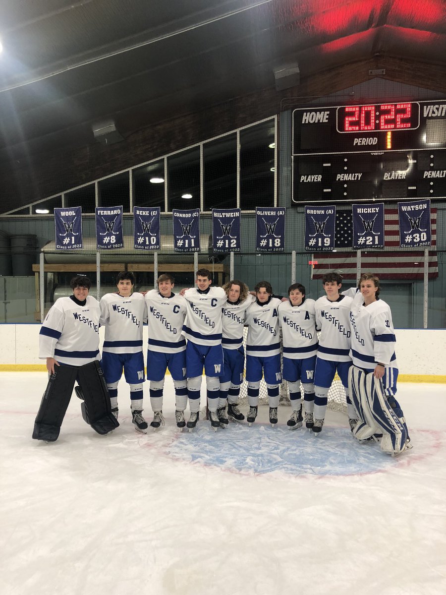 Westfieldpuck's tweet photo. Senior Night!!! https://t.co/LanVd6KafQ