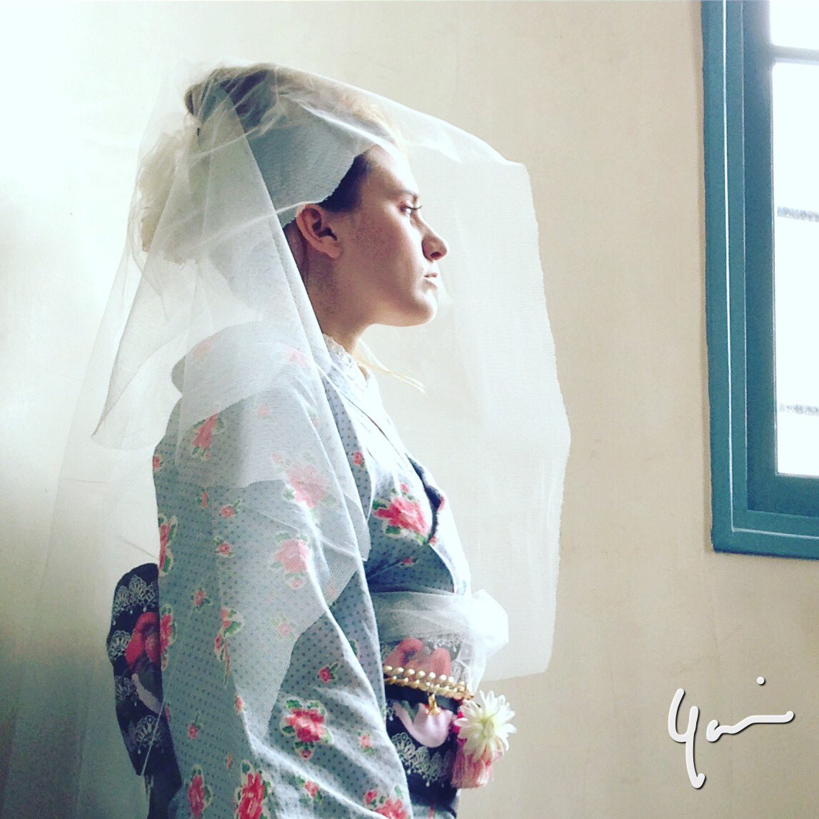 yamamotoyumi's tweet photo. 【着物】
@bon_book で小さな作品集を作ろうと写真の選定を始めました。
これまでの着物本は、作り方を載せたものですが、これは純粋に写真と少しのことばで構成しようかと。
楽しみだなあ。
#BONBOOK
#kimono #着物 #yumi_kimono #yamamotoyumi #やまもとゆみ #着物と着物まわりのかわいいもの https://t.co/lGlX6gIrUv