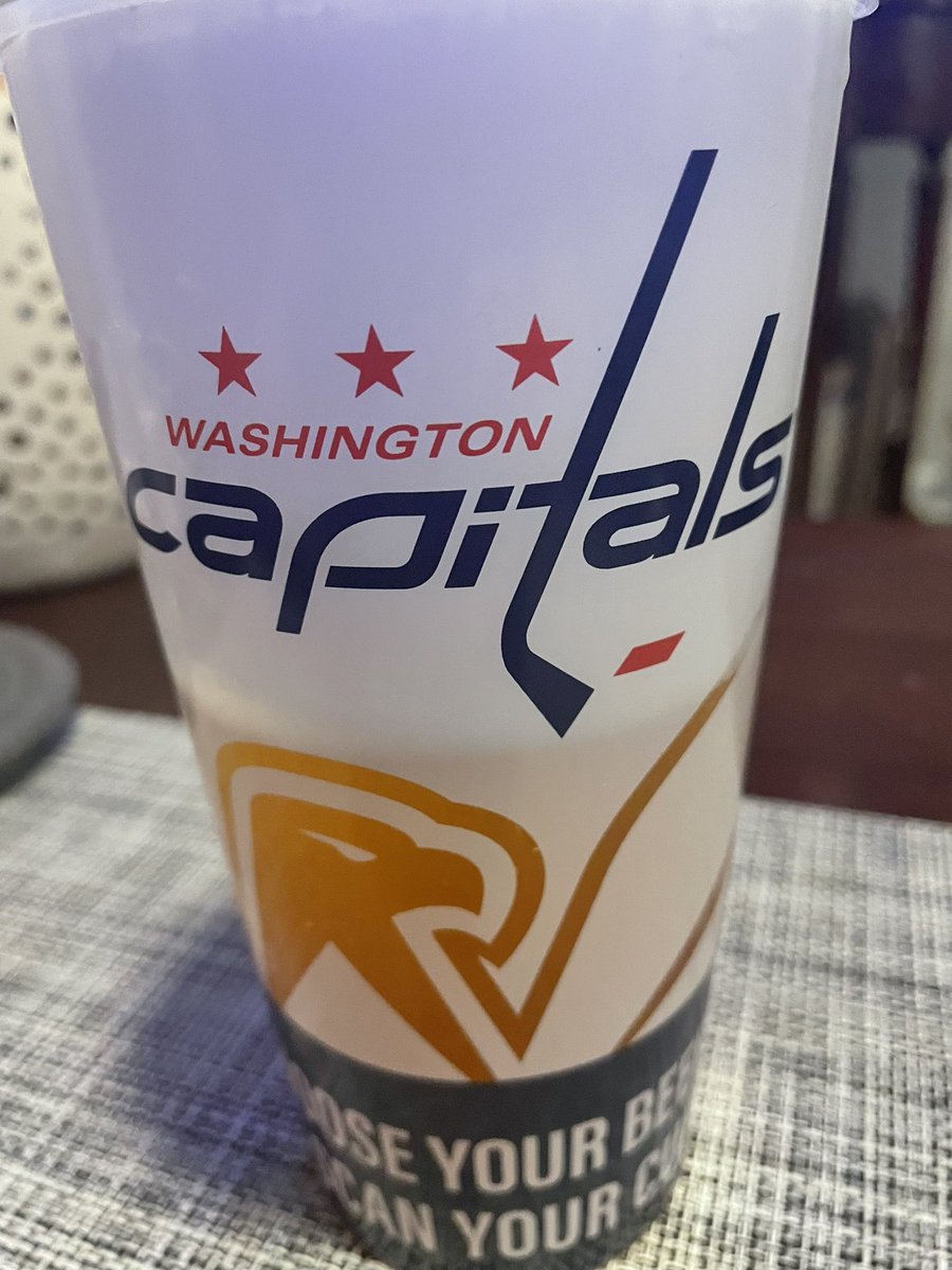 johnnycoley69's tweet photo. This cup is filled with 99.9% IPA Wheat dry aged craft beer from Burley Brewing. I will chug it in order for the caps to get a W!!! #CAPSCAPSCAPS #BREKINGMOOS https://t.co/Perr25qHG5
