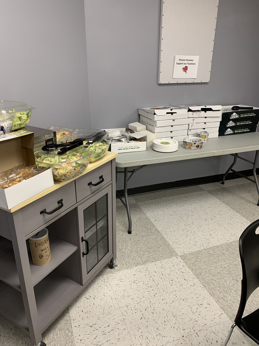 treml_amanda's tweet photo. The outpouring of love and support for our Pioneer family has been amazing!💕#strongertogether 💕Thank you for the thoughts, prayers, presence and kind acts as we navigate through this difficult time.💚💛 #WeAreASD https://t.co/VEqrrFQdqQ
