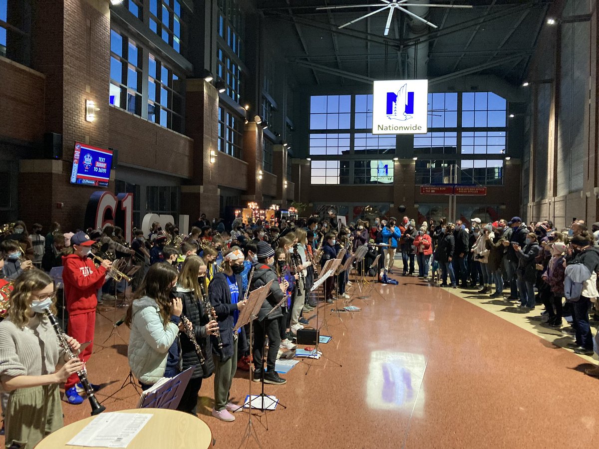 ryanmalexis's tweet photo. The @KilbourneMiddle Band students did an AWESOME job tonight performing at the @BlueJacketsNHL game!!! Way to go!! #bandrocks @wcsdistrict #itsworthit https://t.co/OJ8LYcPmFh