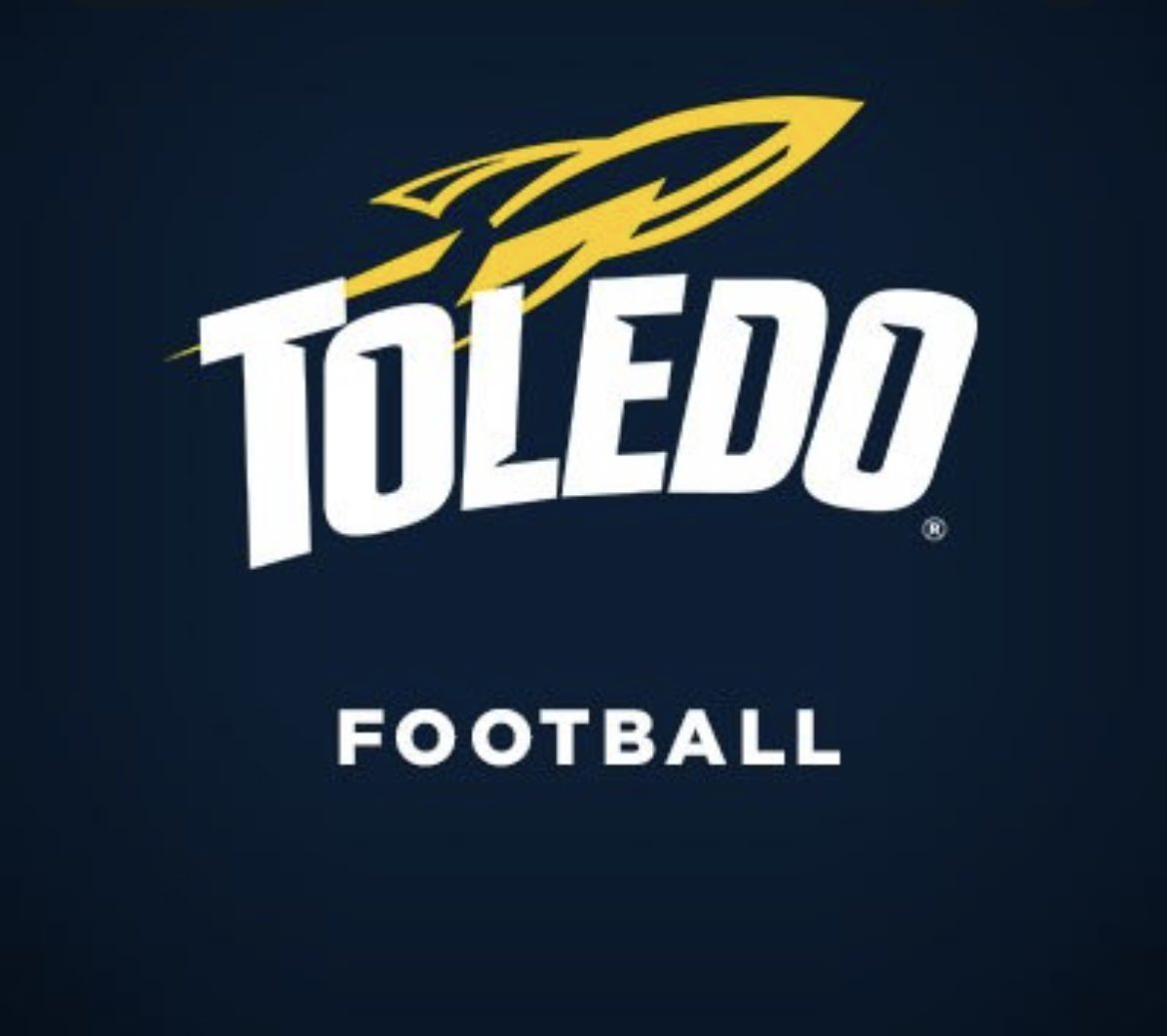 MekhiPenix's tweet photo. EXTREMELY Blessed to receive my first Offer from the University Of Toledo 🚀@ToledoQBs @TBTFootball @BigCountyPreps1 @ToledoFB @st8truthfam https://t.co/mKh8kZrWdr
