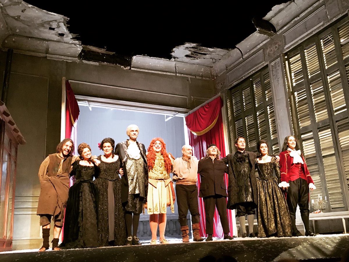 victoriaokada's tweet photo. Un merveilleux #Avare @TheaVarietes dans une mise en scène de #DanielBenoin
Poignant Harpagon incarné par  @Michelboujenah
Spéciales bises à 
@FabienHoussaye 😘 tu es superbe https://t.co/3WrwSV0vxx