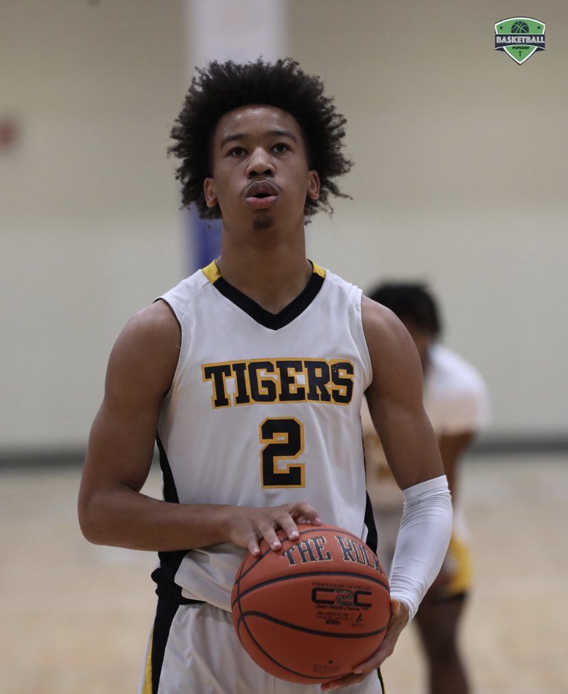 AHSTigerHoops's tweet photo. Good team win over region opponent Lakeside! Led by @brhco2022 with 18pts, followed by @Benghodges15 with 16 pts, clutch shooting by @jalendavis0 with 9pts, @Bjsmith05 with 8pts &amp; strong plays, &amp; the Defensive Player of the Game @BrysonVirgle1 !🔥@Alcovy_Sports  @CoachAlexander8 https://t.co/p3ORnx3L8a