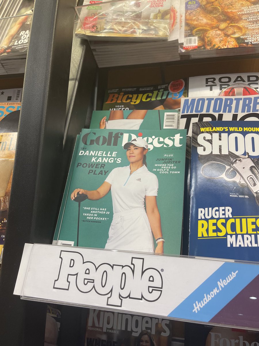 You have to sign in Denver airport ⁦⁦<a href="/daniellekang/">Danielle Kang</a>⁩