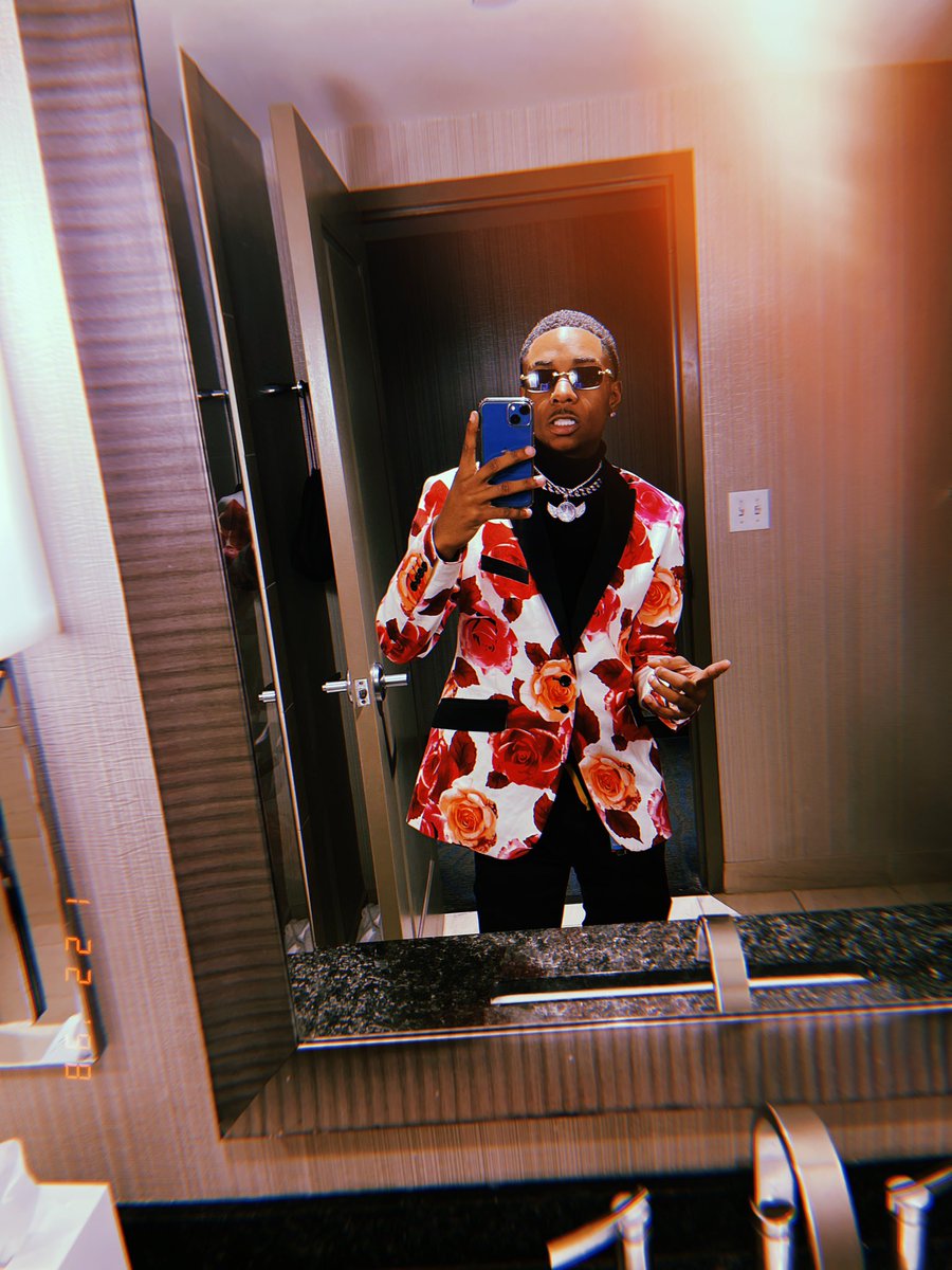 dblanddd's tweet photo. the only thing that feels better den cash is deposits hit💰💤🥂#ripmyangels #myasu https://t.co/bTAADxMI1q