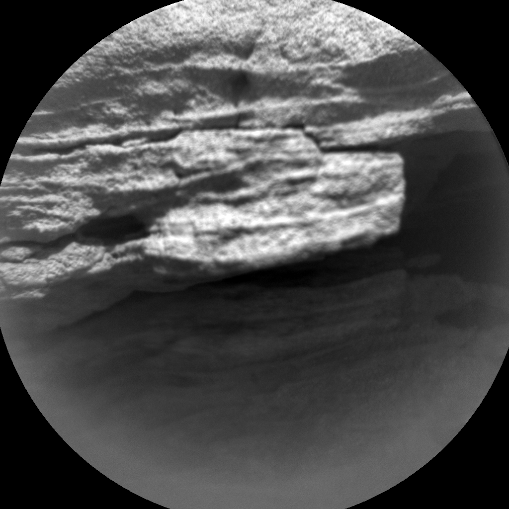 MarsMissionImgs's tweet photo. #CuriosityRover image taken on #Sol3365 at 11:28:36.927 AM with #ChemCam #Mars #NASA #Space https://t.co/A4GZyDhwir