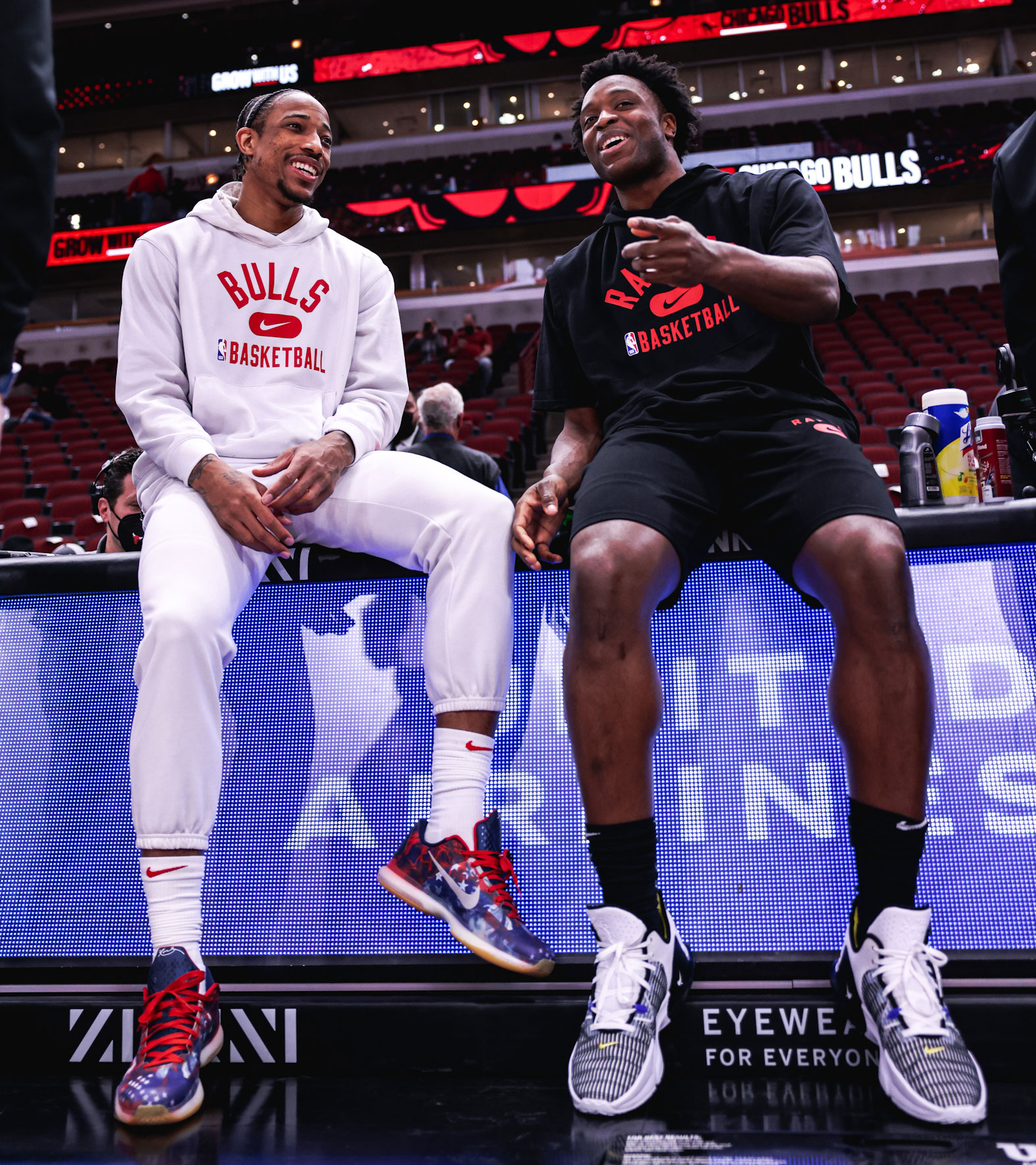 Chicago Bulls on X DeMar in the USA Kobe 10s tonight. DeMar DeRozan BullsKicks https t V17fDXlX2I X