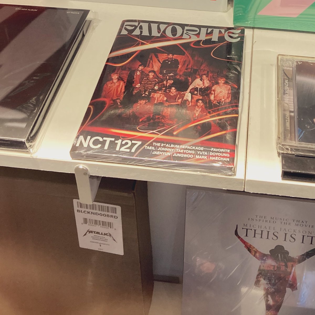 louiemhartm's tweet photo. EXO Supremacy! Available dito sa Costa Rica. Pati na din NCT 127! 🙌🏼 https://t.co/dxUqQJYz2f