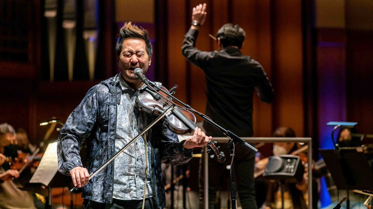 seattlesymphony's tweet photo. Scenes from rehearsal with @kishi_bashi! This week's concerts feature his powerful multimedia work "Improvisations on EO9066," honoring the resilience of the Japanese American citizens forced into internment camps after the bombing of Pearl Harbor.

🎟️: https://t.co/pwGgi9Kf5i https://t.co/1NxmyDJYGz