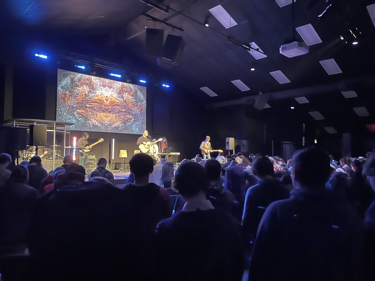 MattWBrooks's tweet image. Student Relaunch at @fbcbastudents is happening right now! Incredible job by our Student team. 125+ students about to be blown away by @sean_emory and Jesus! Praying for revival! #bastudents #brokenarrow #jesus #Tulsa