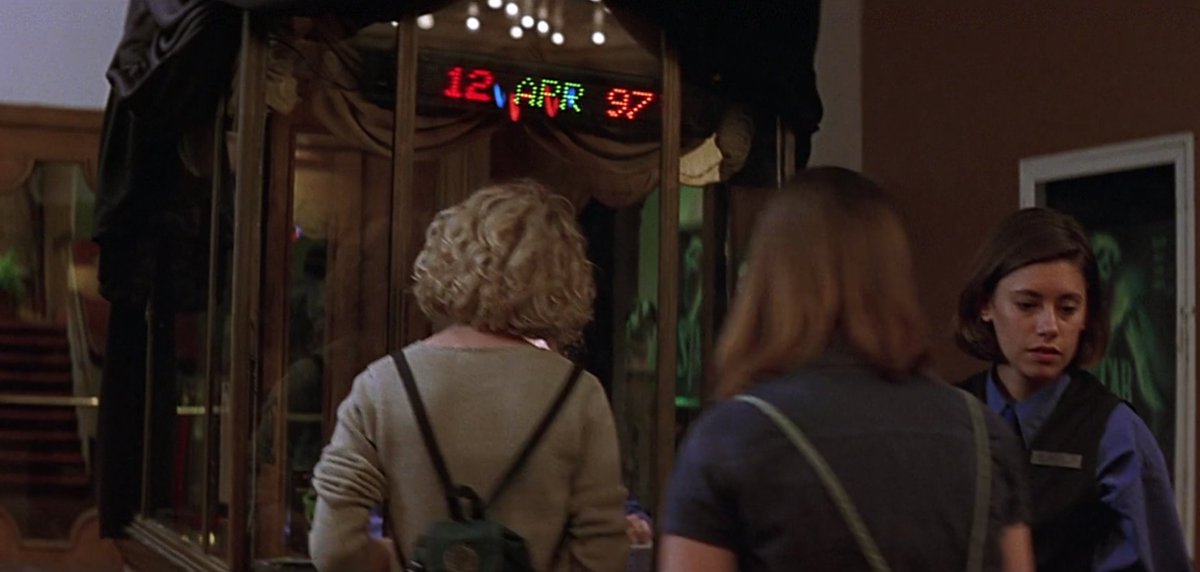 ErickLorinc's tweet photo. Happy Scream 2 Day everybody! https://t.co/kgn3oq0TlG