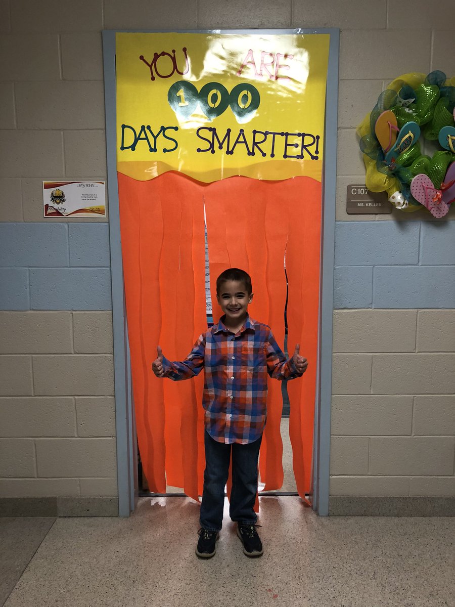 KKeller__'s tweet photo. 100 days of learning ... 100 days of friendships and fun! Happy 100th Day of School!!! #firstgraderocks #fabulousfirsties #livinthatdragonlife https://t.co/7RZwGk6H0g