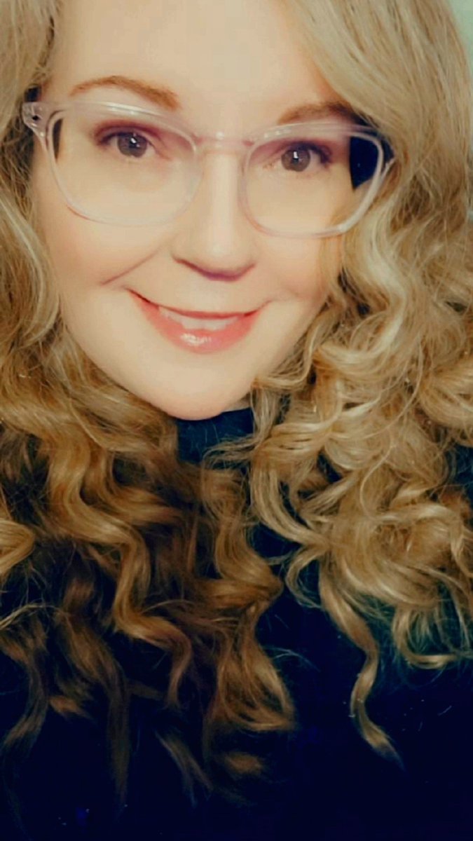 Congrats to Amy Brace, Clinical Supervisor, and recent recipient of the <a href="/EversideHealth/">Everside Health</a> Courage Core Value Award. Thank you for your courage to challenge the status quo and make hard decisions -- every day. We know it’s not easy. #WeAreEverside #Culture #CoreValues