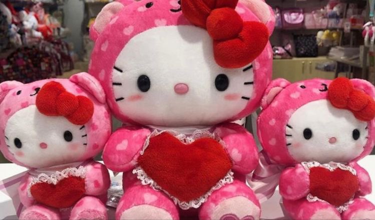 hello kitty valentines day plushies :3
