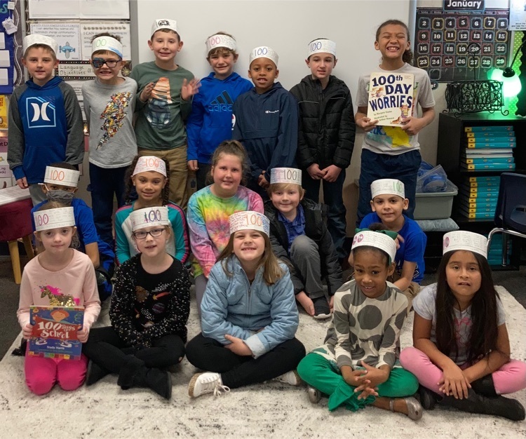 OwensTylerISD's tweet image. Our 2nd graders had so much fun thinking ahead to when they are 100 years old in honor of the 100th day of school! ✏️🦅 #SoaringInSecond