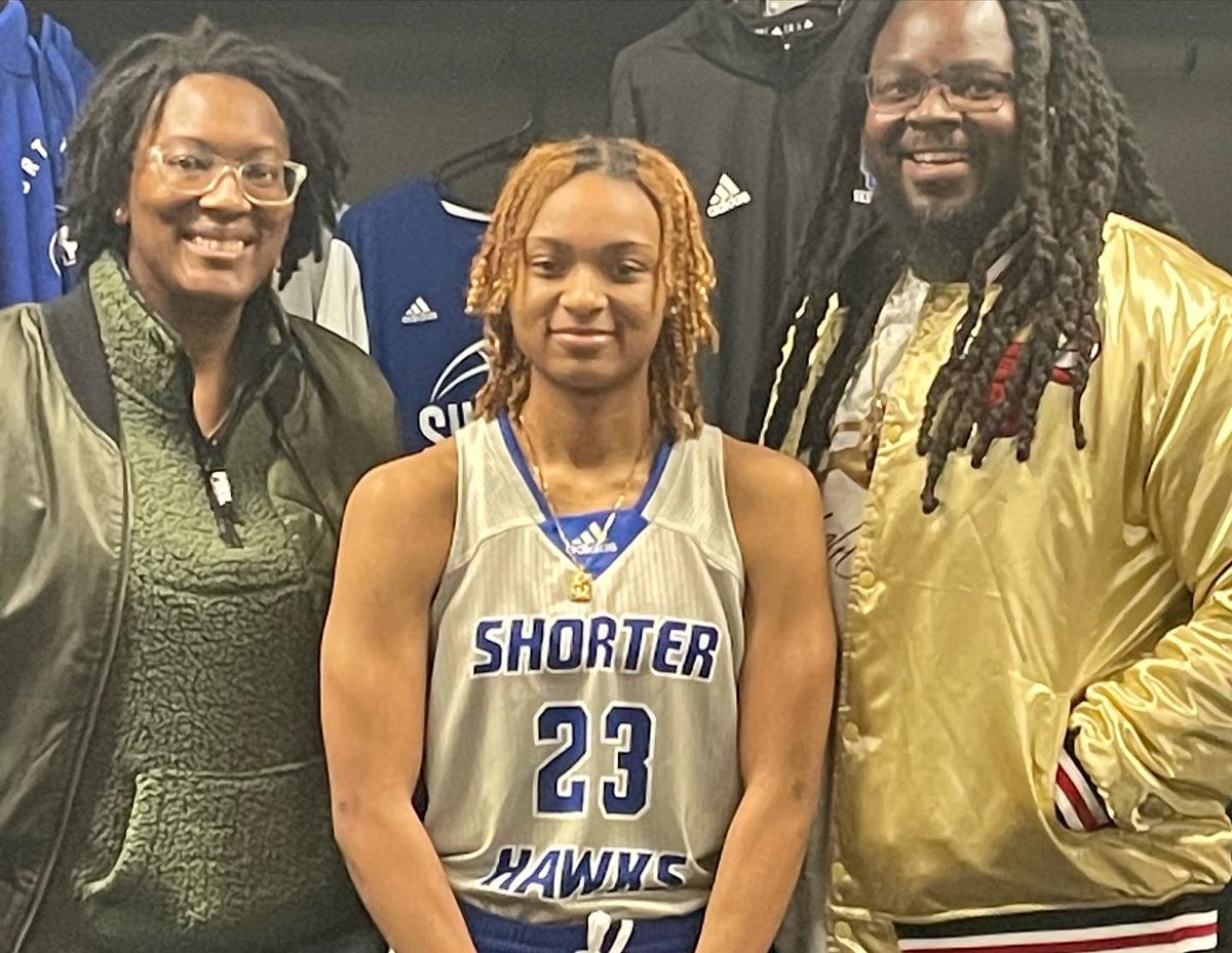 Thank you <a href="/_CoachL_/">🏀 Coach L 🏀</a> &amp; <a href="/Shorter_WBB/">Shorter University Women’s Basketball</a> for having me on campus today! I loved the campus &amp; y’all were so welcoming!!! I enjoyed everything! The taco bar put the icing on the cake!!!!! <a href="/dharris2261/">Coach D.Harris</a>