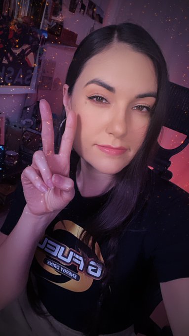 Stream starting now link below https://t.co/RAtKJLJK5k