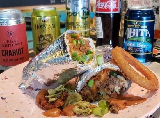BBQ BURGER 🌯 🤠
Our take on a western burger has ground beef, curly fries, onion rings, bbq mayo, lettuce, tomato, pickles, shredded cheese, jalapeño crispies, &amp; scallions!
Also available this week are loaded potato skin empanadas served with a side of sour cream!