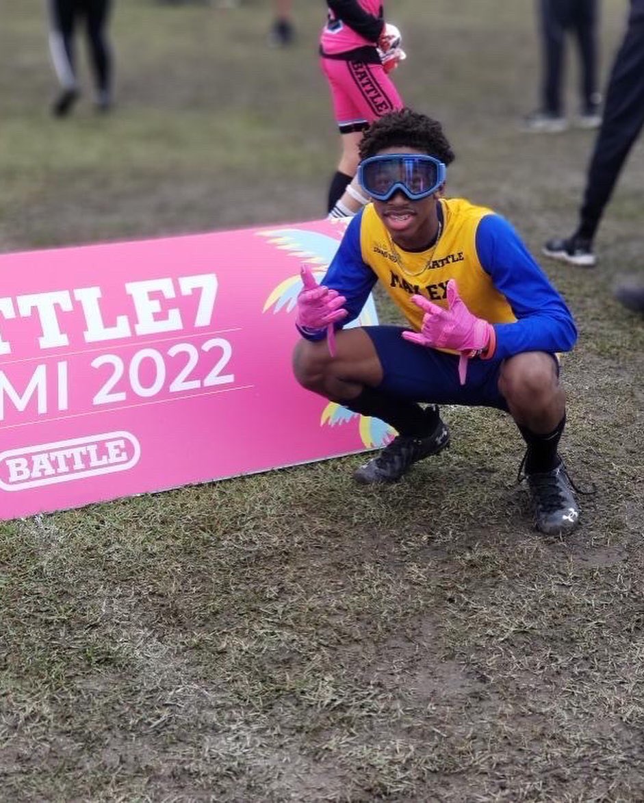 RondreAustion22's tweet photo. Great weekend in Miami at the Battle tournament #7on7 #Battle #smsb #maxex @BattleCEO https://t.co/TSgtpeprOP