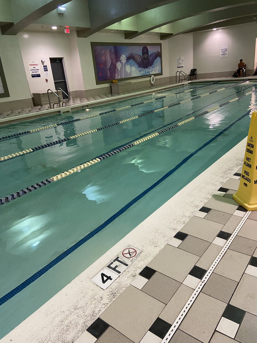 aciperski's tweet photo. Life in the fast 💨 lane #swimming #triathlon #teamnuun #wearemultirace https://t.co/0iaooZM8Em