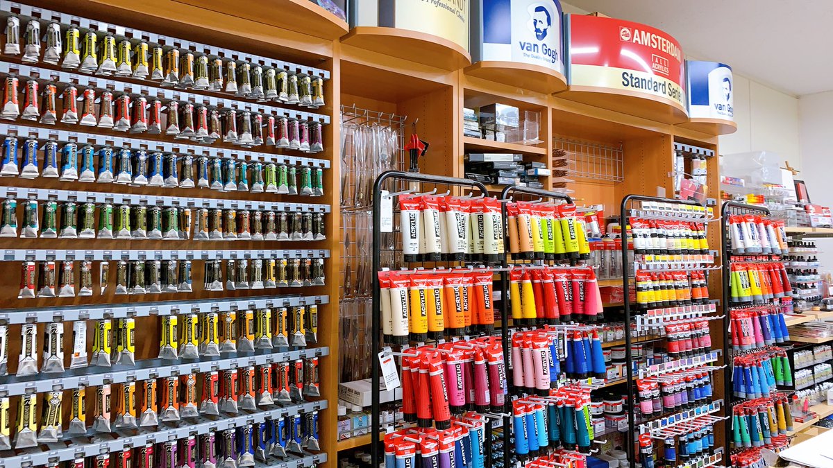 mocchicolor's tweet image. 【お知らせ】
カワチ画材さんのアートマッチでアムステルダムを使った動画を作るお仕事をしました🎨🌈✨
大量の絵具に囲まれて楽し過ぎて200本以上動画を撮っていたので編集が大変だったけどアクリル絵具の良さが伝わってたらいいな💖引用元から動画を見てね😉

#ターレンスジャパン #アクリル絵の具