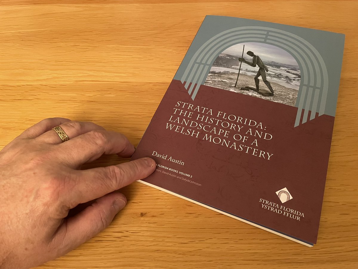 VisitCambMtns's tweet photo. Discover more about the astounding heritage of @YstradFflur
This book is totally amazing.
Itβs the flux capacitor for this Cistercian Abbey. #backtothefuture #strataflorida
@visitwales @visitceredigion
@theAliceRoberts @MaryAnnOchota @Toby_Driver1 @LouBarkerLou1 https://t.co/2LggPSwJgh