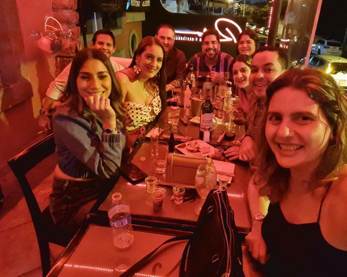 danimazierp's tweet photo. Feliz de celebrar un Año más de vida! Gracias a todos por sus mensajes, muestras de cariño! Gracias Dios por 31 años llenos de bendiciones! Bienvenidos los 32! 
#birthdaygirl #BlessedAndGrateful #Welcome32 #birthday https://t.co/b0gelu8XYZ