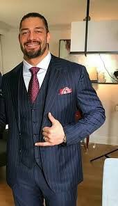 Good morning all happy Thursday and have a great day. Doesn’t he look great in that suit. 🔥🔥#RomanReigns
