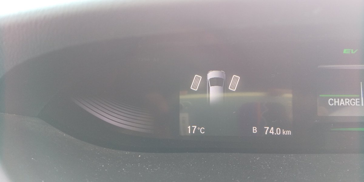 robertdeneko's tweet image. 11時に上がったら17度(表示)だった！