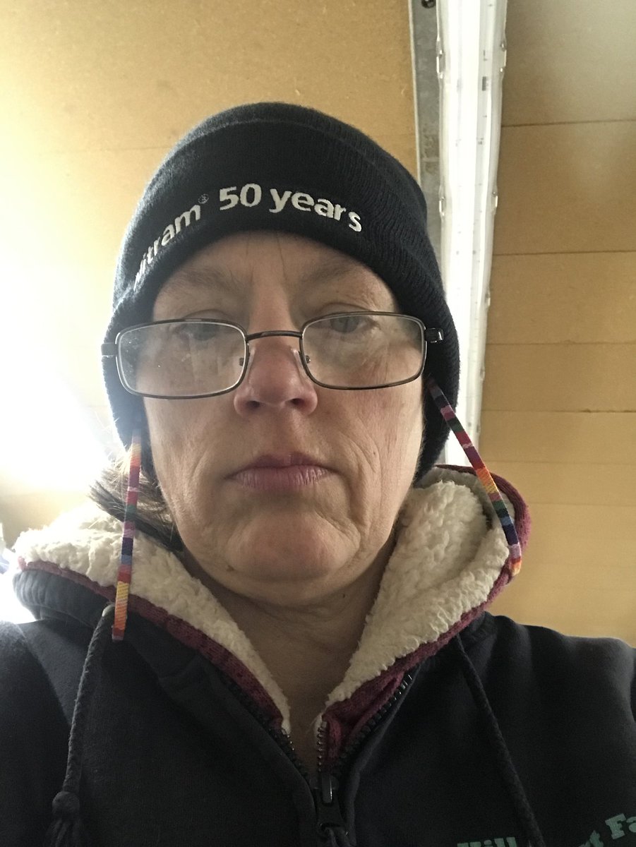 HillCourtFarm's tweet photo. During the #Nmin season every second counts, so we are always trying to streamline our processes to maximum efficiency. Simple solutions are the best, like a piece of string for my reading glasses 😁👍! #thosegranniesknewsomething #changedmylife https://t.co/MyaVmf5t1v