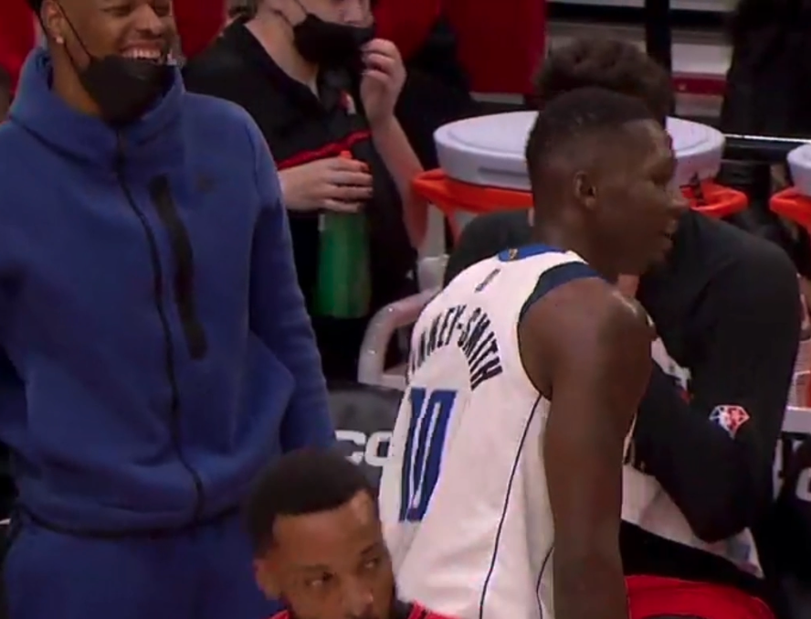 NickVanExit's tweet photo. Dennis Smith Jr talking to his good buddy Doe Doe after that last foul near the Blazers bench #DaSmithWay https://t.co/eYYMONvb9w