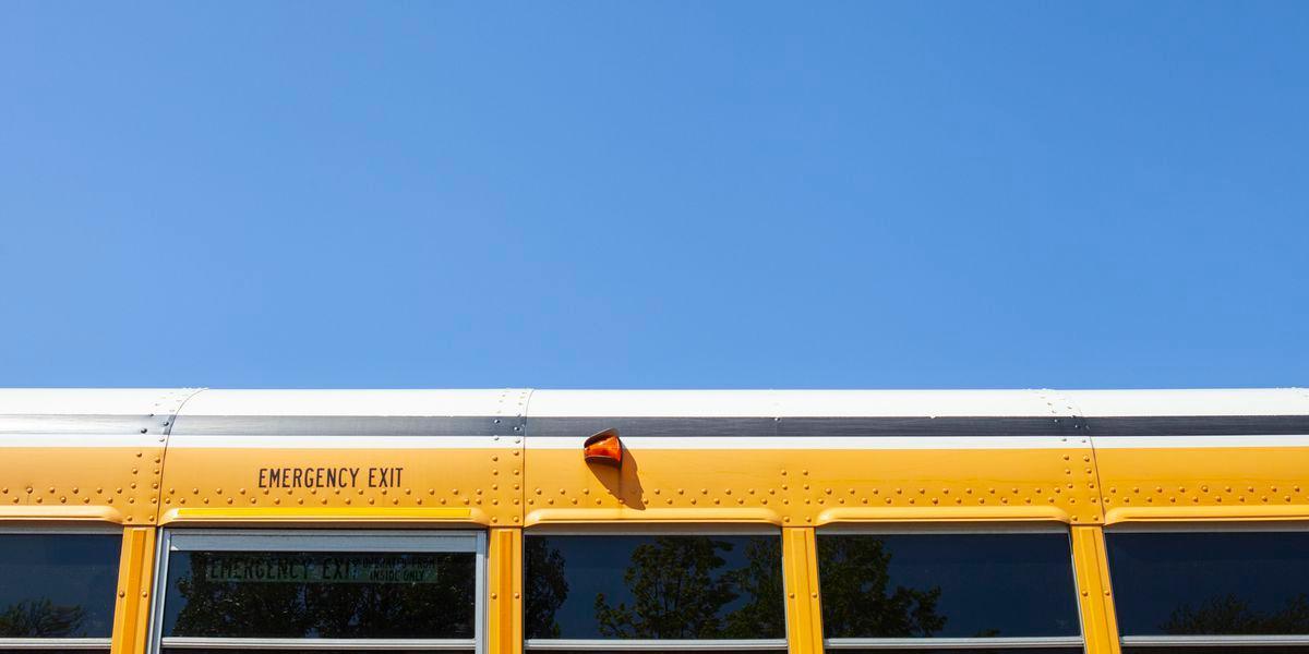 chalkbeatCHI's tweet image. Chicago schools could suspend routes to some magnet and selective enrollment schools to meet needs for vulnerable students chicago.chalkbeat.org/2022/1/26/2290…