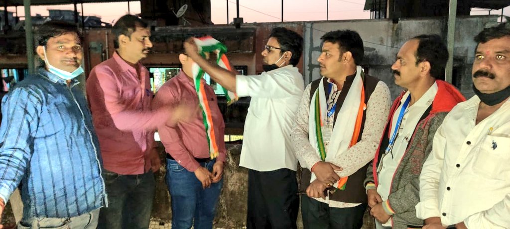 kcnheadlines's tweet photo. कार्यक्रम में वैज्ञानिक अजय सिंह का हुआ भव्य सम्मान https://t.co/l01rAnY6PT