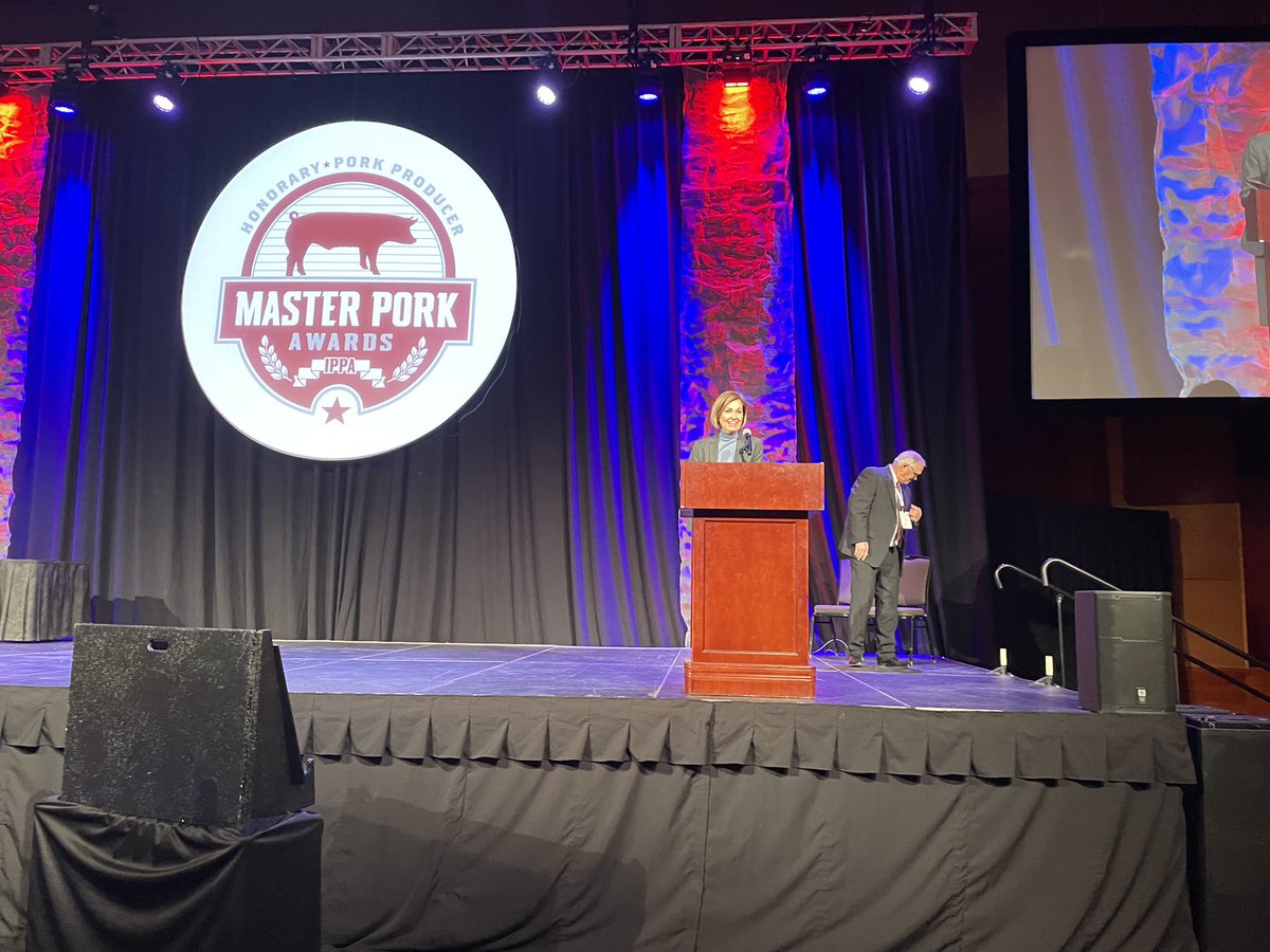 IAGovernor's tweet photo. I’m humbled to have received the Honorary Master Pork Producer Award tonight at the Iowa Pork Congress! I’m proud of the work our pork producers do to feed our nation! https://t.co/rNuwhsESlv