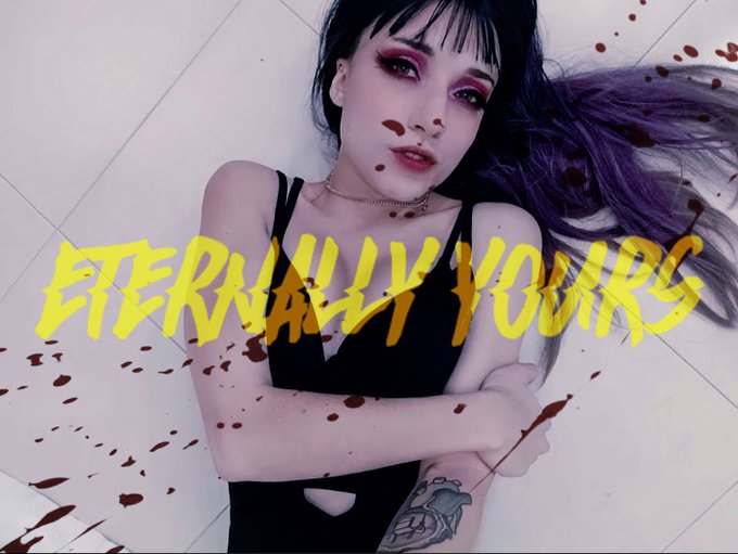 #MiW edit bc I'm feeling frisky but I'm lame and have no new photos to share!  #onlyfans #alternativegirlnextdoor<a href="/tag/miw"class="tags">#MiW</a><a href="/tag/lasvegas"class="tags"><span>#lasvegas</span></a><a href="/tag/adultsonly"class="tags"><span>#adultsonly</span></a><a href="/tag/adultcontent"class="tags"><span>#adultcontent</span></a><a href="/tag/motionlessinwhite"class="tags"><span>#motionlessinwhite</span></a>
