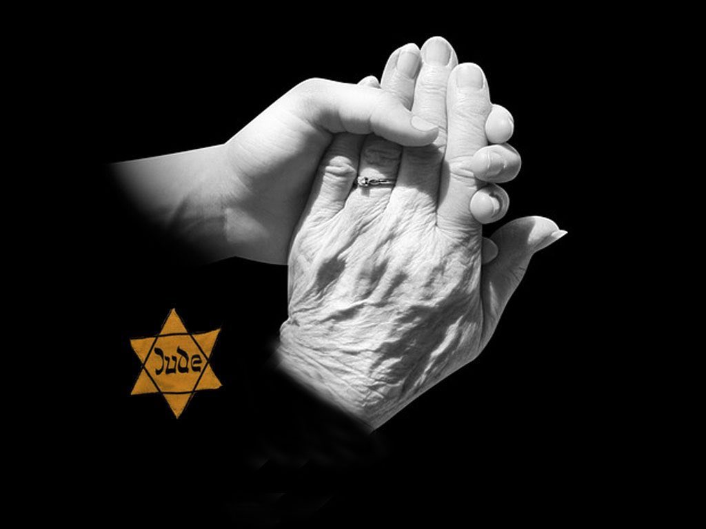 * Elie Wiesel es Premio Nobel de la Paz y profesor en la Universidad de Boston. Logro sobrevivir del campo de concentracion de Auschwitz