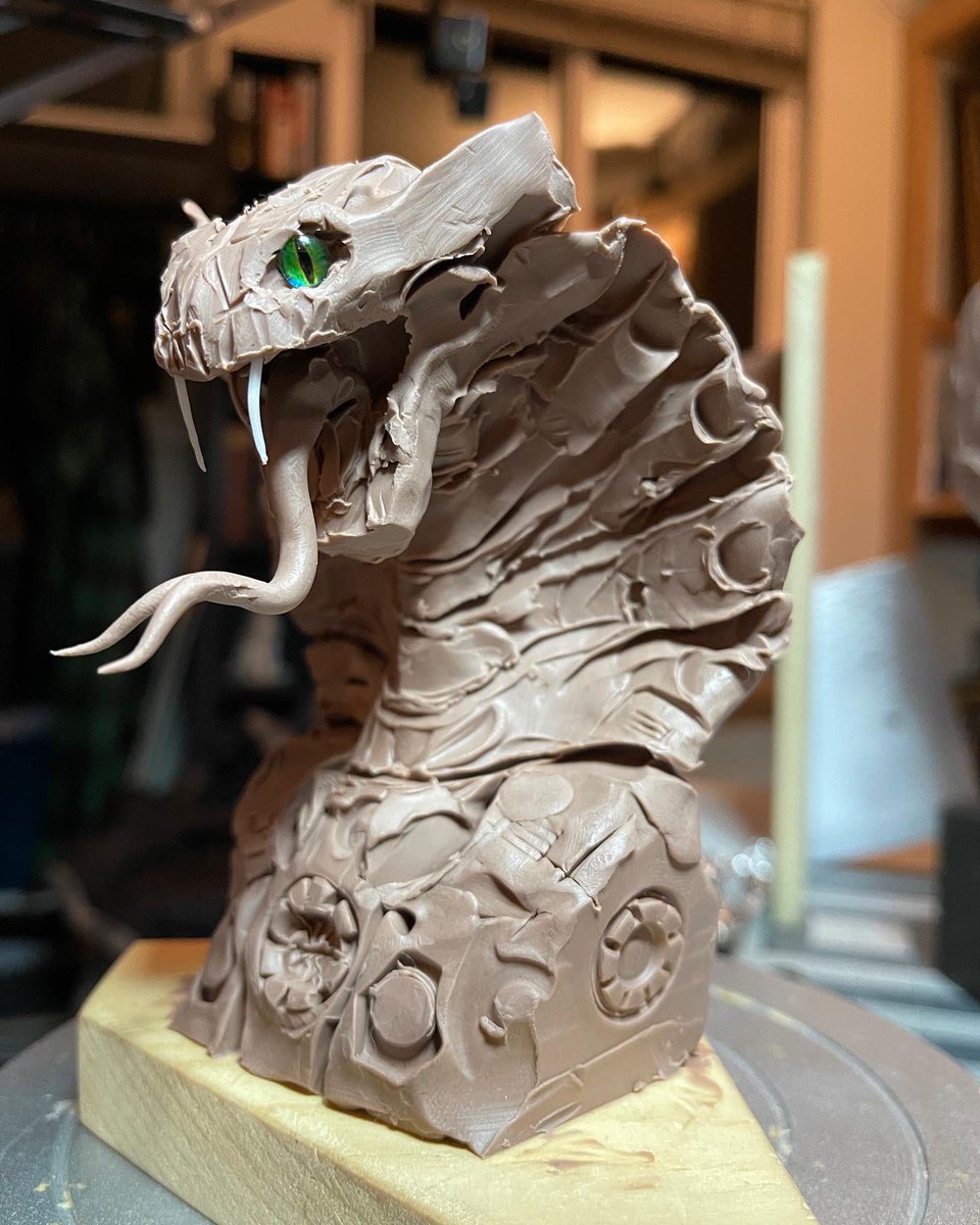 Chris Leon Platz tweet media