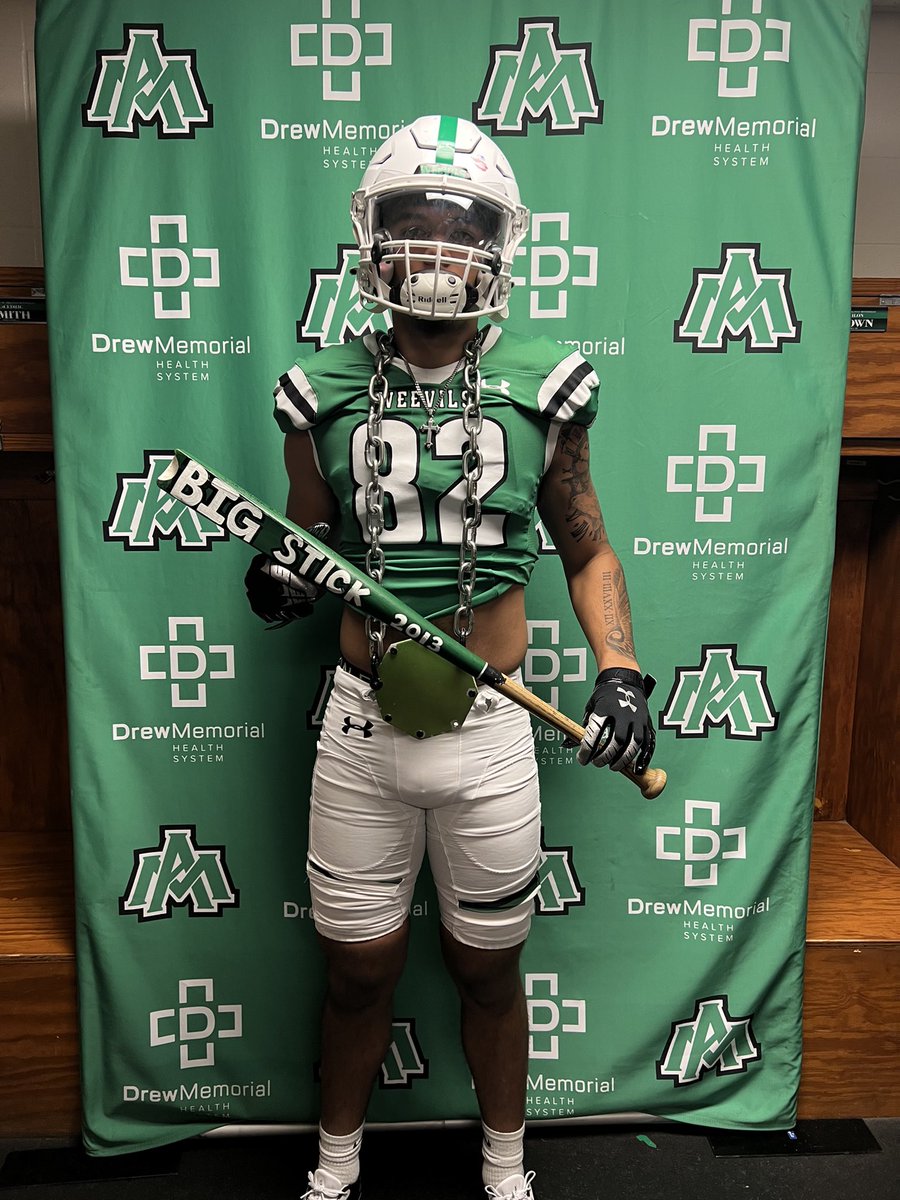 jordyn92582343's tweet photo. Had a great visit today!!🟢⚫️ Go Weevils @coachjweevils @DallasPruitt8 https://t.co/qBOzlnjS1Y