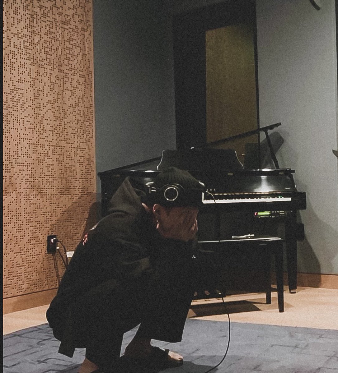 archivforjeons's tweet photo. MIN YOONGI 🖤 https://t.co/m4sElv2oIs