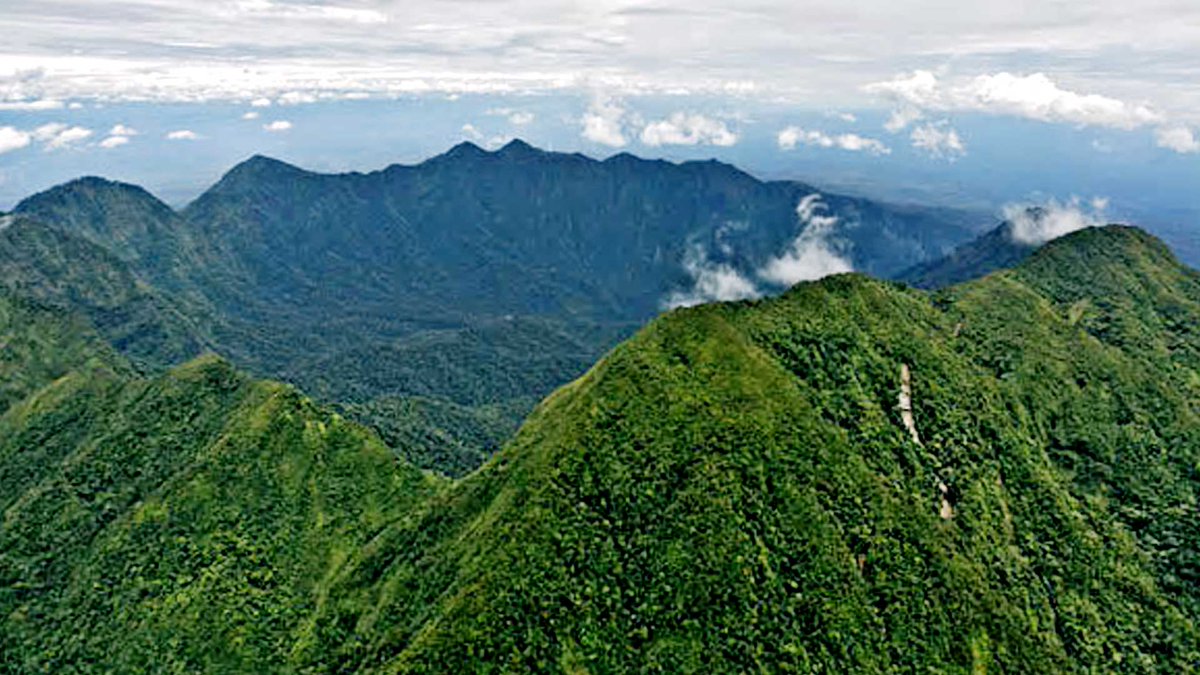 Mt Bosavi, the only place that's on my bucket list to travel to in  Papua New Guinea.
