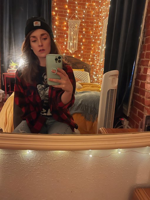Like this if you think I should take nudes in this outfit after open mic.  Subscribe to https://t.co/yd7HhKB9F5