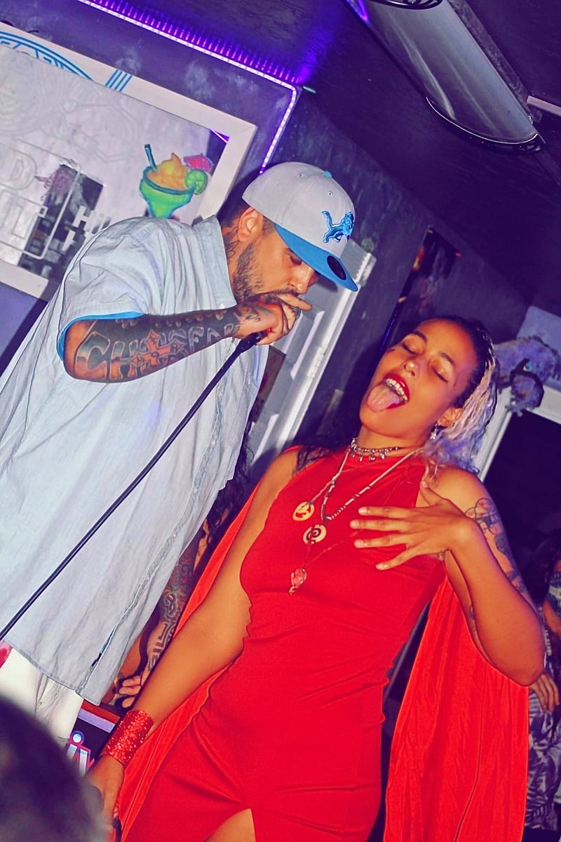 ellyeddaiam's tweet photo. HAWAII FAMILY!!! ❤🔥❤ COME VIBEEE &amp; VOTE HOUSE OF PHOENIX! 🎶✨ AT AMIGOS CANTINA; STARTING SOON! 🔥 GONNA BE A CRAZY NIGHT! 🎥 LIVESTREAMING AT 8PM HAWAII TIME ON https://t.co/Ewz1ywmKHT !!! HASHTAG BARZLIVE &amp; HOUSEOFPHOENIX...💥VOTE THE DREAM TEAM❤ #houseofphoenix #barzlive https://t.co/vxavepRUuQ