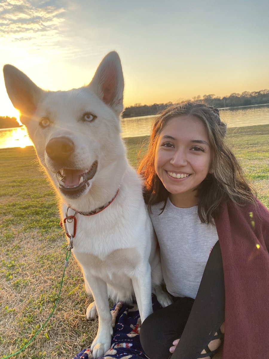 Carlossn1999's tweet photo. My everything 🥰😌 https://t.co/o0PgmIdr2G