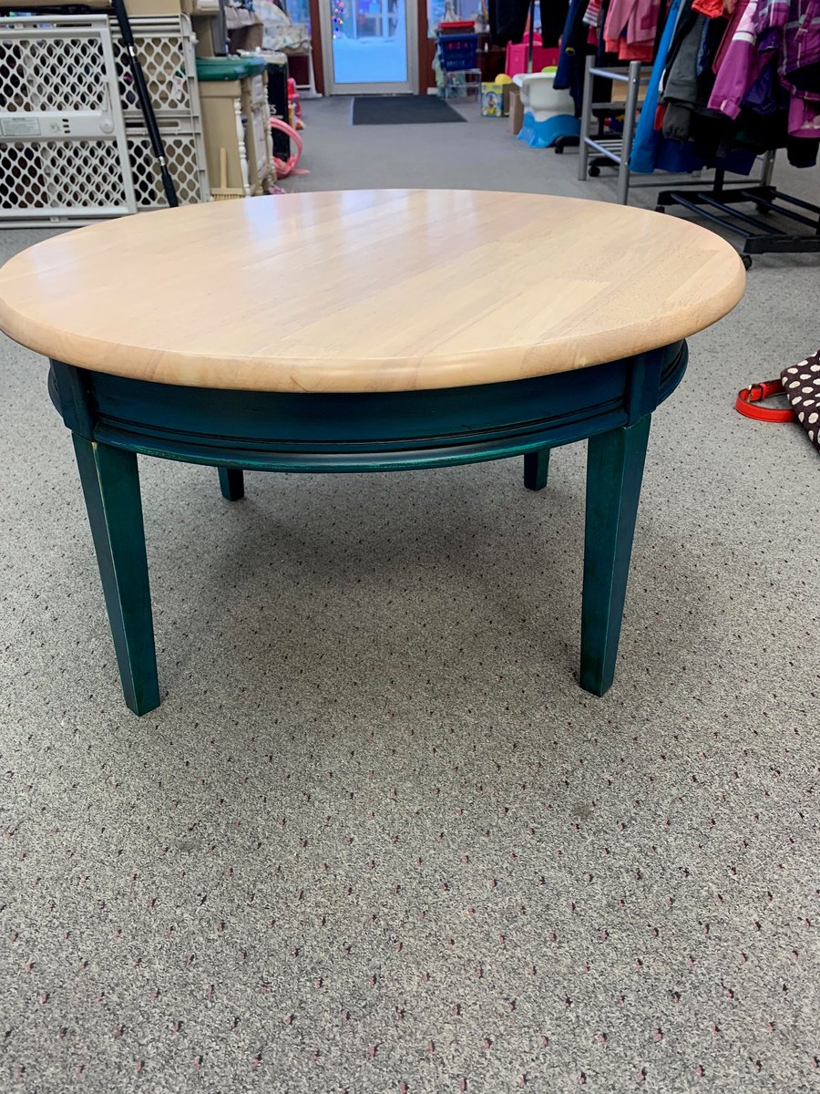 StoreInHumboldt's tweet image. NEW Two-tone Coffee Table ... facebook.com/IdealTreasures… Ideal Treasures