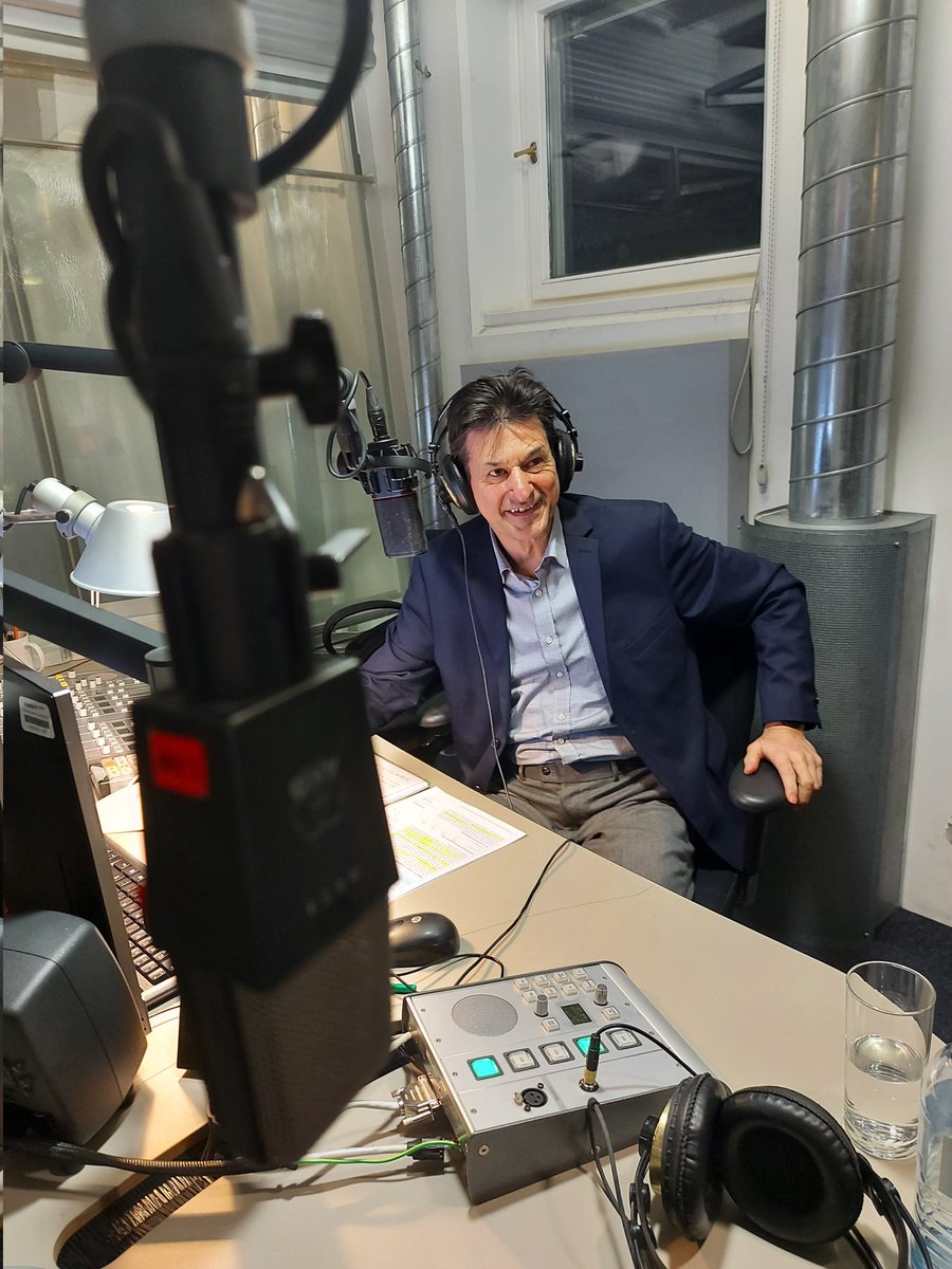 Die US-Notenbank Fed will die Leitzinsen im März erhöhen, was bedeutet das für Europa? Antworten im Morgenjournal um 7.00 Uhr von Raiffeisenchefanalyst #PeterBrezinschek