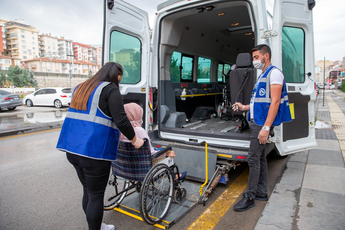 echo_Europe's tweet photo. ‘I used to write poems but living conditions and being unable to move prevented me from it’ says Alya, an Iraqi refugee with a physical impairment.  
Thanks to the EU, @UNFPATurkey  provides her psychosocial support and facilitated to get her a wheelchair.
She writes poems again. https://t.co/p6uAyP6Mq1