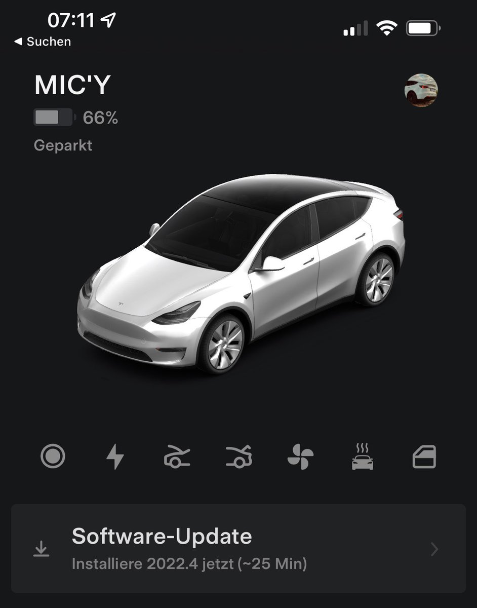 Niklas_1E's tweet photo. 2022.4 incoming @Tesla #ModelY2021 Longrange in Germany 🇩🇪 https://t.co/EYPEQ98VX0